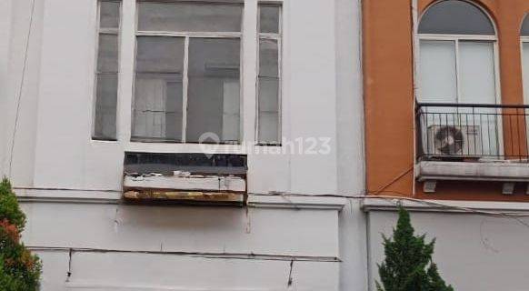 Dijual Ruko 2,5 Lantai di Alam Sutera, Tangerang Selatan 1