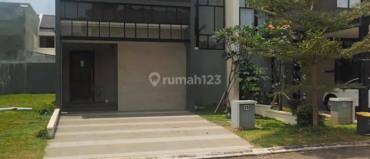 Rumah cantik desain minimalis modern di alam sutera 1