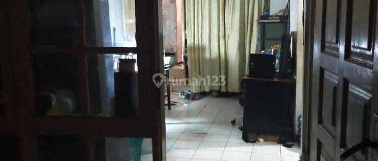 Dijual Rumah Dengan Kios Gandeng 4 Di Harapan Indah Bekasi  1