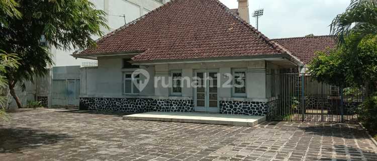 Dijual dan Disewakan Tanah Lokasi Jl. Pandanaran Semarang 1