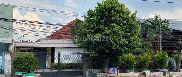 Rumah jl Dokter Cipto Semarang Tengah  1