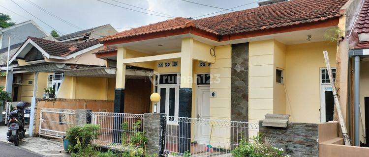 Rumah di Bukit Soka Bukit Sari Banyumanik Tembalang Semarang  1