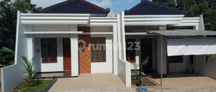 New House in Banyumanik, Semarang 1