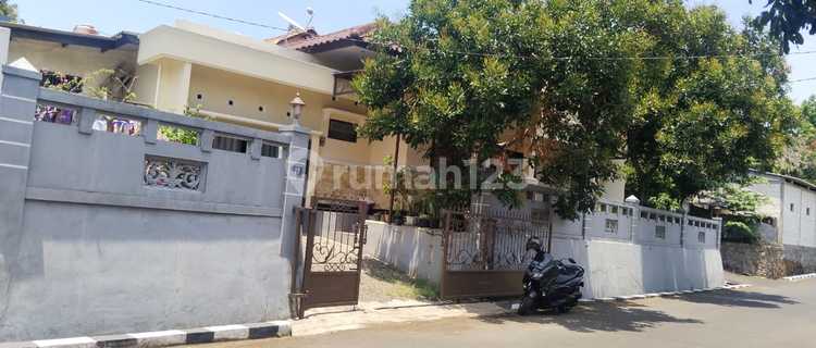 Tusam Raya Street House, Banyumanik, Semarang 1