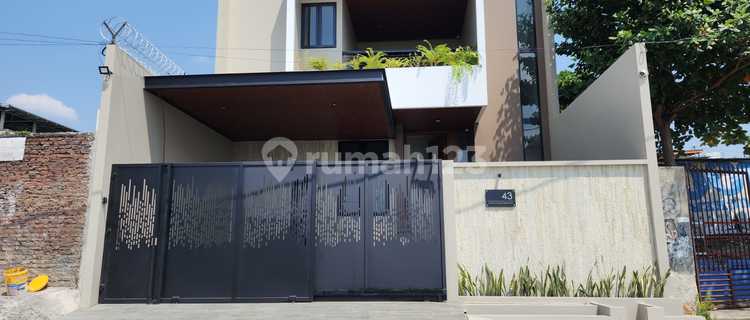 House Fully Furnished Kumudasmoro Street West Semarang House 1