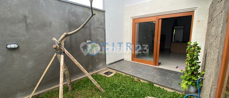 Disewakan Rumah Semi Villa Nyaman Fully Furnished dengan Garasi & Halaman Belakang | 2 KT di Ubung, Cokroaminoto, Denpasar Utara LT 120 m2 1