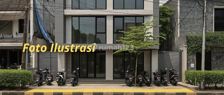 Tanah Kosong Cocok untuk Ruang Usaha di Kebayoran Baru dekat SCBD 1