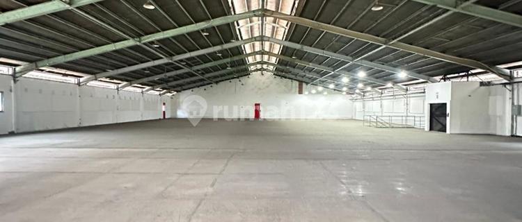 FOR SALE Industrial Area Pulo Gadung, East Jakarta Former factory 1