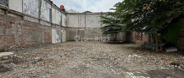 Dijual Tanah berlokasi Sangat Strategis di Selong Area Kebayoran Baru 1