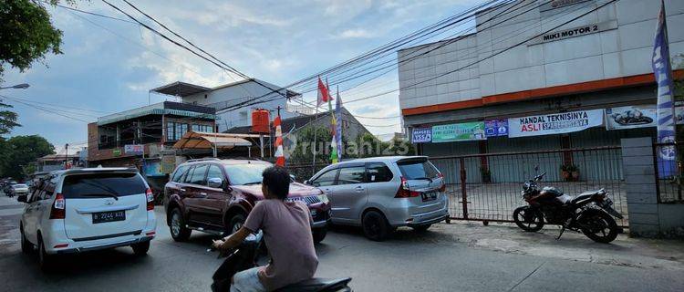 Bengkel Motor Siap Pakai Akses Terbaik Bebas Banjir di Jatimakmur 1