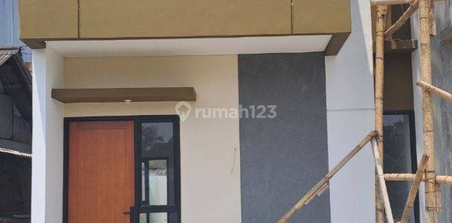 Rumah Cimanggis Hanya 10 Menit Ke Tol, Akses Dekat Stasiun Pocin 1