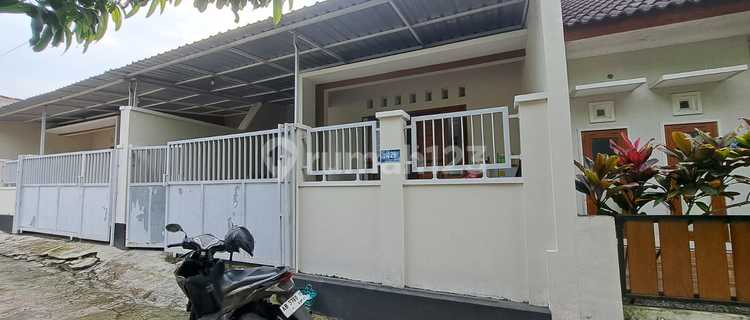 MINIMALIST HOUSE READY TO OCCUPY SEMBEGO MAGUWOHARJO JOGJA 20 MIN TO UGM 1