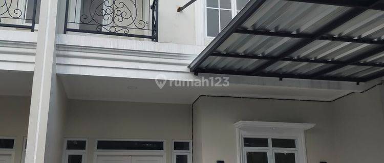 Rumah Murah 2 Lantai di Jl Boulevard Grand Depok City, Depok 1