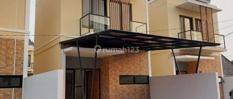 Rumah Murah 2 Lantai Dekat Grand Depok City, Depok 1