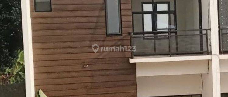 Rumah SHM Bagus hadap Selatan dekat dengan stasun cilebut 1