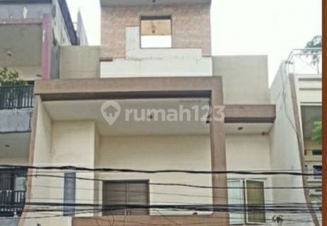 House in Gunung Sahari 1