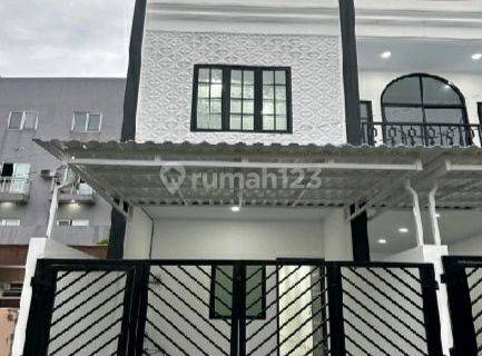Rumah Baru di Tanjung Duren 1