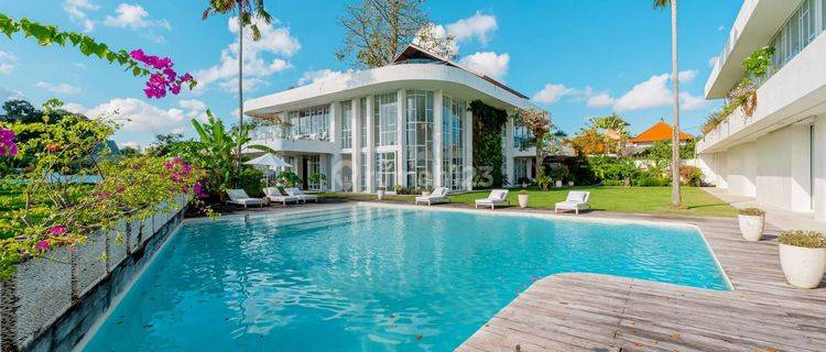 Villa Super Mewah Di Umalas Bali Dg Bioskop Dan Interior Lux 1