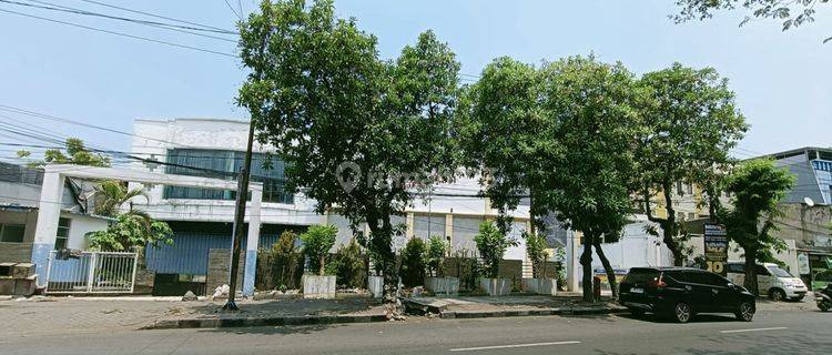 Gedung Ex Universitas Ternama Di Raya Nginden Pusat Kota Surabaya 1