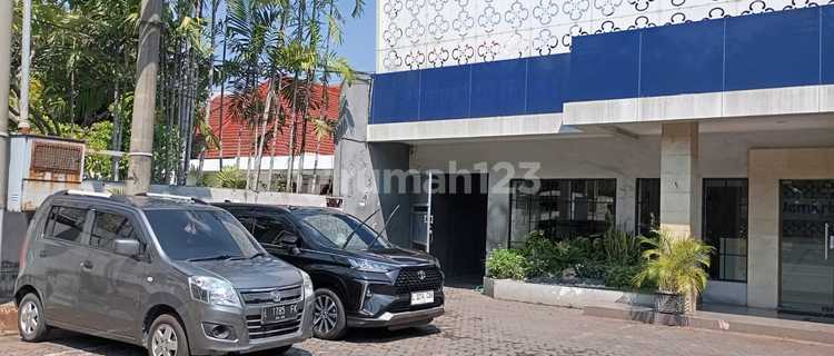 Strategic Super Ruko on Jl Raya Diponegoro, Suitable for Banks, Shops, Restaurants 1