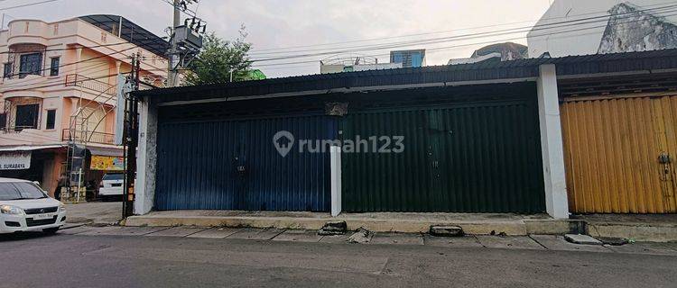 Gudang Dan Toko Strategis Kembang Jepun Surabaya 1