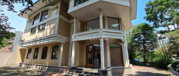 Dijual Rumah Dr Otten Raya 1