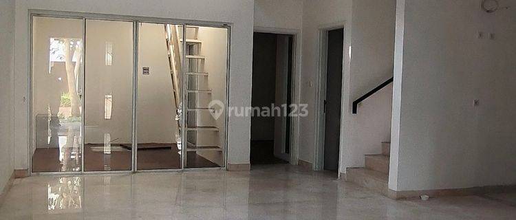 Rumah bagus 2 Lantai di Riviera Metland Puri 3 KT 1