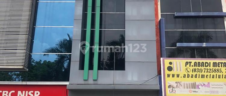 Shophouse for sale at Satellite Town Square Complex, Surabaya. 1