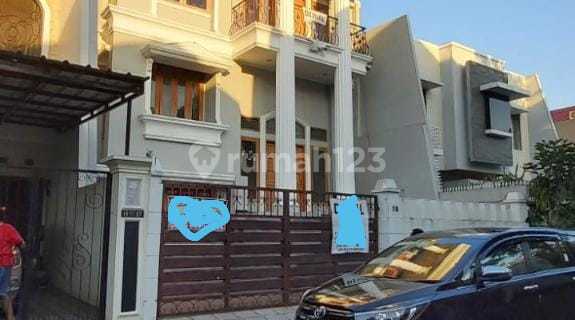 Rumah bagus 3 lantai dengan lokasi bagus di Permata buana 1