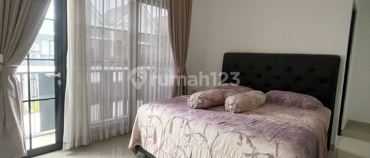 Rumah Bagus Cluster Cosmo Estate Lippo Cikarang Bekasi  1