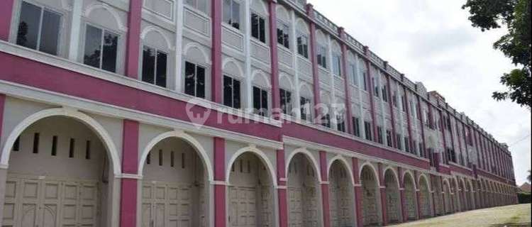 For Sale: Premium Shophouse in Pematangsiantar – Near Public Facilities & Spacious Parking 1