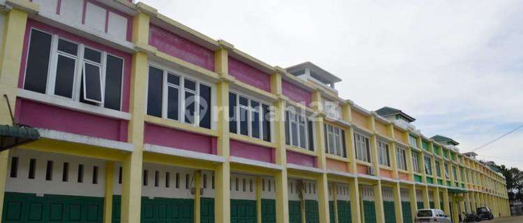 For Sale: 2-Story Shop House with Spacious Parking Area + Strategic Location in Siantar 1