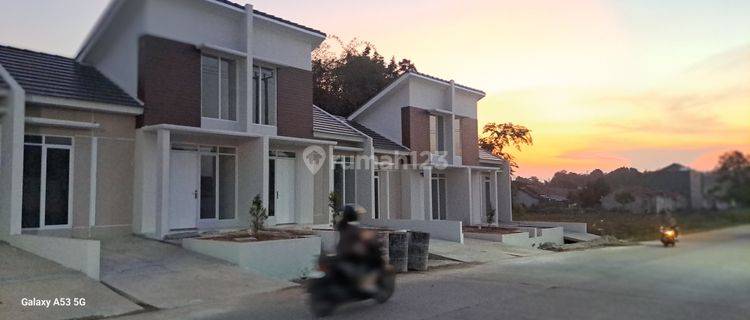 Rumah Siap Huni Jalan Utama Di Jaya Sampurna Serang Baru Bekasi  1