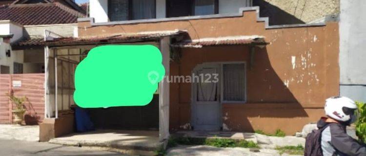 Rumah Hitung Tanah Di Dago Asri Bandung 1