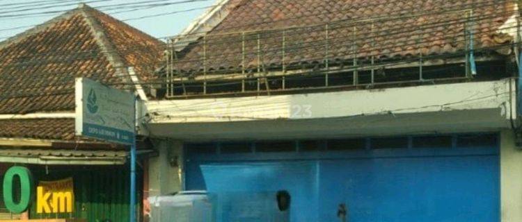 Ruko Strategis Mainroad Jalan Prabu Geusan Ulun Sumedang 1