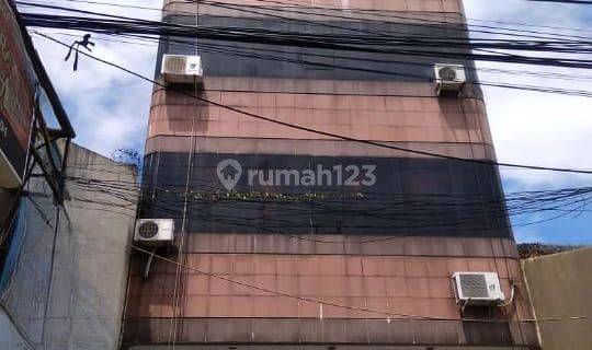 Ruko Empat Lantai Mainroad Sudirman Bandung 1