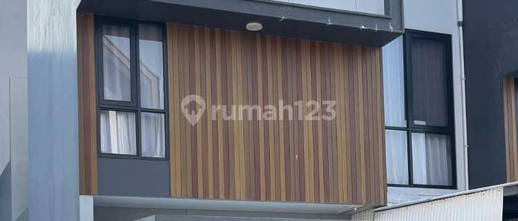 Semi Furnished Renovated House with SHM in Kota Wisata, Bogor 1