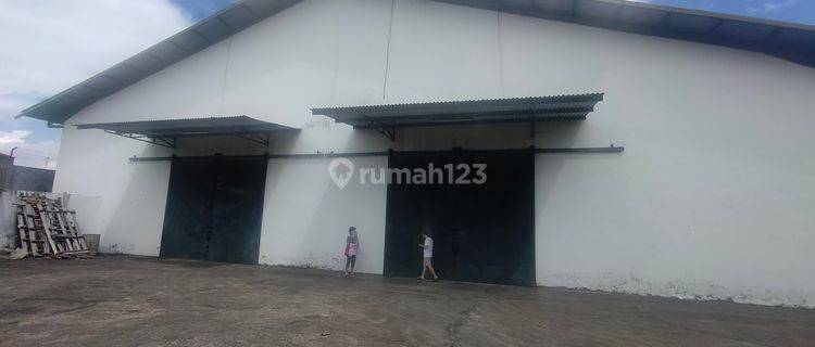 Gudang 2.160 mtr² di Pergudangan 30, jl. Ir. Sutami 1