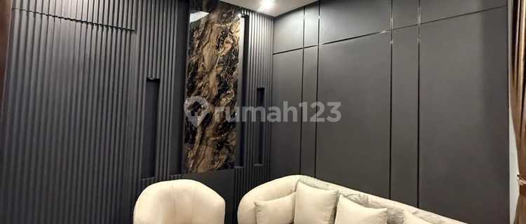 Disewakan Rumah Mewah Full Furnish Siap Huni di Bsb City Hilago Dekat Uptown Mall 1