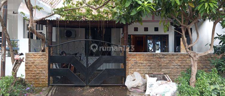 1.5 Storey Fully Furnished House in Puri Gading 1