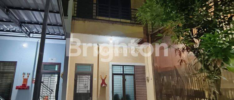 RUMAH DI JL. AMIR HAMZAH 1