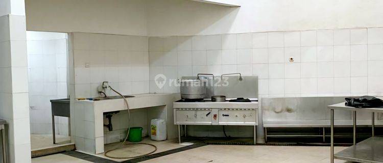 Rumah Usaha Murah Komersial Eks Kitchen Darmo Permai Selatan  1