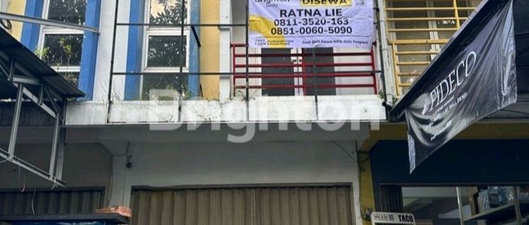 STRATEGIC SHOPHOUSE BRINGS LUCK IN SAWOJAJAR, MALANG 1