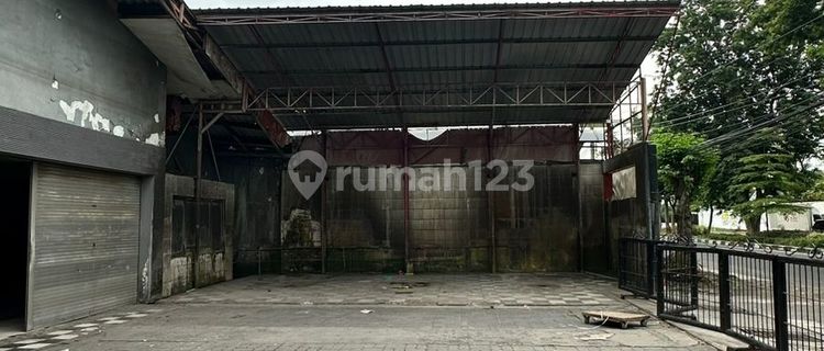 Ex Bengkel Disewakan - Raya Kendangsari Lokasi Strategis Cocok untuk Usaha & Komersial 1