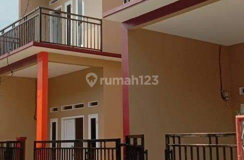 Rumah 2 Lantai model Kekinian di dalam Perumahan PUP  1