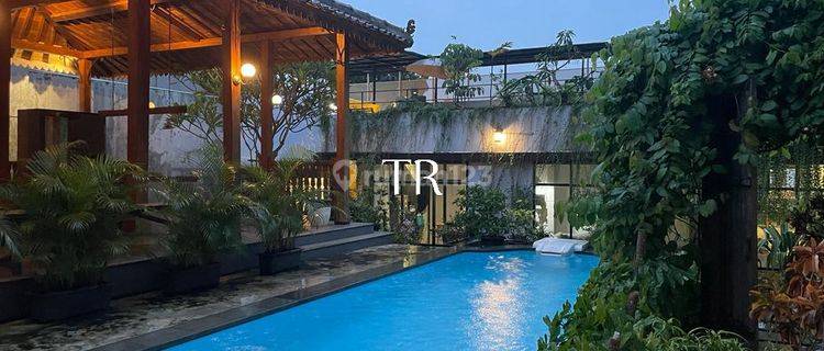 Rumah Konsep Villa di Sektor 9 Bintaro Tangerang Selatan 1