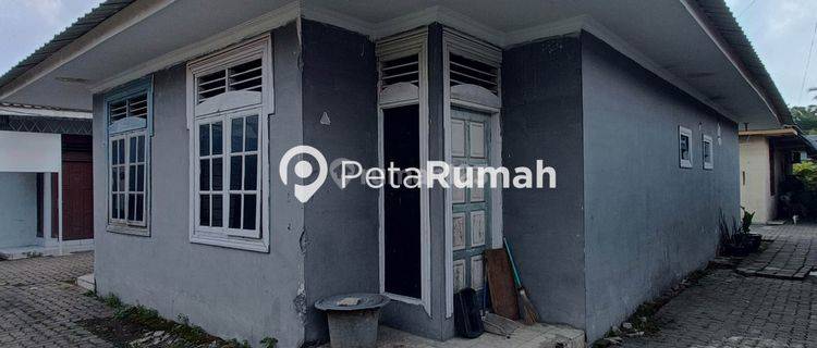 2 Unit Rumah Jalan Flamboyan Raya Komplek Waikiki 1