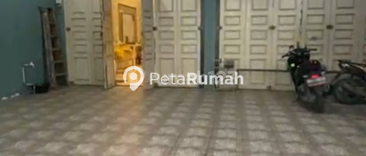 For Sale Shop House Jamin Ginting Street - Near Usu 1