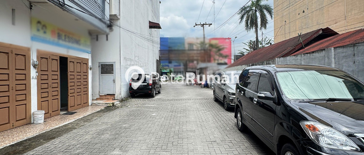 Townhouse Jalan Brigjend Zein Hamid Komplek Katamso Vista | Dekat Maju Bersama 1