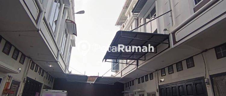  TOWNHOUSE JALAN KARYA BAKTI KOMPLEK MENTARI PERMATA  1